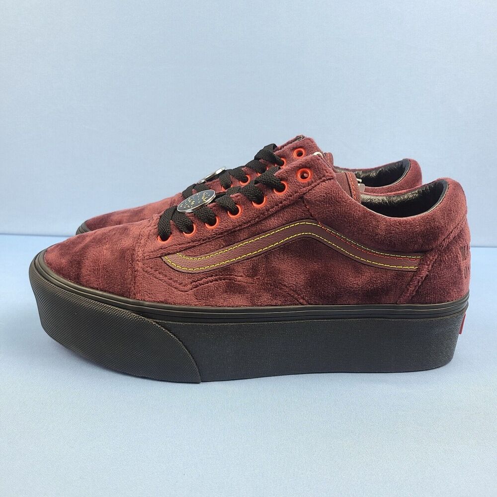 Vans Disney Sneakers Mens Size 8.5 Old Skool Stackform Poison Apple VN0009PZ4TA
